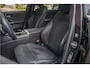 Mercedes-Benz C-klasse 180 Star Edition AMG Line, Origineel NL, Panoramadak, 360 Camera, Trekhaak, Memory, Stoelverwarming.