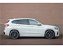 BMW X1 sDrive18i Executive, 69.000km NAP, M Sport, Camera, Head-up, Half leder, Trekhaak, HiFi, Sportstoelen.
