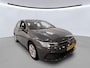 Volkswagen Golf 1.0 eTSI Life / AUTOMAAT/ CRUISE/ PARKEER SENSOREN V+A/ CAMERA/ DIGITAL DASH/ NAVI/ CLIMA