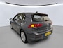 Volkswagen Golf 1.0 eTSI Life / AUTOMAAT/ CRUISE/ PARKEER SENSOREN V+A/ CAMERA/ DIGITAL DASH/ NAVI/ CLIMA