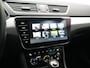 Skoda Superb Combi 1.4 TSI iV Business Edition PHEV 218pk Dealer O.H. | Adaptive Cruise | Camera | Stoelen Verwarmd | Apple Carplay | Navigatie | Crystal LED | DAB | Plug In Hybrid |