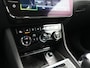 Skoda Superb Combi 1.4 TSI iV Business Edition PHEV 218pk Dealer O.H. | Adaptive Cruise | Camera | Stoelen Verwarmd | Apple Carplay | Navigatie | Crystal LED | DAB | Plug In Hybrid |