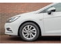 Opel Astra 1.4 Turbo Innovation, 1e eigenaar, Comfortstoelen, Camera, Trekhaak, Navigatie, Half leder, Park Assist.