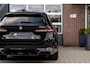 BMW 5-Serie 530e xDrive Touring M Sport | Bowers & Wilkins | 360° Camera | Trekhaak | Iconic Glow | Head-Up | Driving Ass. + | 20' Inch |