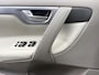 Volvo S60 2.4 Edition II Chrono | Unieke Kilometerstand! | Stoelverwarming | Schuif/Kanteldak | Trekhaak | Climate Control | Parkeersensoren | Gelaagd Glas