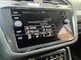 Volkswagen Tiguan Allspace 1.5 TSI R-Line 7p. / 7 PERSOONS/ AUTOMAAT/ 2X R-LINE/ DIGITAL DASH/ CRUISE/ NAVI/ APP-CONNECT/ PARK. SENSOREN + CAMERA/ CLIMA/ KEYLESS