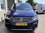 Volkswagen Tiguan Allspace 1.5 TSI R-Line 7p. / 7 PERSOONS/ AUTOMAAT/ 2X R-LINE/ DIGITAL DASH/ CRUISE/ NAVI/ APP-CONNECT/ PARK. SENSOREN + CAMERA/ CLIMA/ KEYLESS