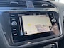 Volkswagen Tiguan Allspace 1.5 TSI R-Line 7p. / 7 PERSOONS/ AUTOMAAT/ 2X R-LINE/ DIGITAL DASH/ CRUISE/ NAVI/ APP-CONNECT/ PARK. SENSOREN + CAMERA/ CLIMA/ KEYLESS