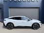 Peugeot 408 1.6 HYbrid 225 EAT8 Allure Avantage | Tot 8 jaar Garantie | Stekkerhybride | Slechts 4121 KM | 360 Graden Camera | Digitaal Dashboard | Dode Hoek Bewaking | LED Verlichting | Stoel & Stuurverwarming | Draadloos Apple Carplay & Android auto | Lichtmetalen velgen | Groot Multimedia Scherm |