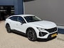 Peugeot 408 1.6 HYbrid 225 EAT8 Allure Avantage | Tot 8 jaar Garantie | Stekkerhybride | Slechts 4121 KM | 360 Graden Camera | Digitaal Dashboard | Dode Hoek Bewaking | LED Verlichting | Stoel & Stuurverwarming | Draadloos Apple Carplay & Android auto | Lichtmetalen velgen | Groot Multimedia Scherm |