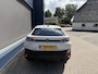 Peugeot 408 1.6 HYbrid 225 EAT8 Allure Avantage | Tot 8 jaar Garantie | Stekkerhybride | Slechts 4121 KM | 360 Graden Camera | Digitaal Dashboard | Dode Hoek Bewaking | LED Verlichting | Stoel & Stuurverwarming | Draadloos Apple Carplay & Android auto | Lichtmetalen velgen | Groot Multimedia Scherm |