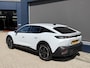 Peugeot 408 1.6 HYbrid 225 EAT8 Allure Avantage | Tot 8 jaar Garantie | Stekkerhybride | Slechts 4121 KM | 360 Graden Camera | Digitaal Dashboard | Dode Hoek Bewaking | LED Verlichting | Stoel & Stuurverwarming | Draadloos Apple Carplay & Android auto | Lichtmetalen velgen | Groot Multimedia Scherm |