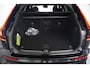 Volvo XC60 Plus Black Edition Recharge Plug-In Hybrid AWD R Design T8