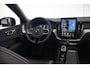 Volvo XC60 Plus Black Edition Recharge Plug-In Hybrid AWD R Design T8