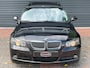 BMW 3-Serie Touring 325i Automaat | Pano | Leder | Navi | Trekhaak