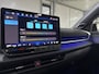 Volkswagen T-Roc 1.5 eTsi R-Line First Edition | H&K | Trekhaak | Pano | Black-style | Licht-pakket (IQ.Light)