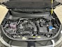 Volkswagen T-Roc 1.5 eTsi R-Line First Edition | H&K | Trekhaak | Pano | Black-style | Licht-pakket (IQ.Light)