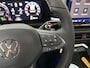 Volkswagen T-Roc 1.5 eTsi R-Line First Edition | H&K | Trekhaak | Pano | Black-style | Licht-pakket (IQ.Light)