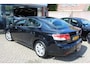 Toyota Avensis 1.8 VVTi Business AUTOMAAT / LEER / TREKHAAK / 1 EIG.