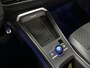 Volkswagen T-Roc 1.5 eTsi R-Line First Edition | Trekhaak | Pano | Black-style | Licht-pakket (IQ.Light)