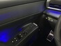 Volkswagen T-Roc 1.5 eTsi R-Line First Edition | Trekhaak | Pano | Black-style | Licht-pakket (IQ.Light)