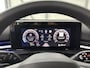 Volkswagen T-Roc 1.5 eTsi R-Line First Edition | Trekhaak | Pano | Black-style | Licht-pakket (IQ.Light)