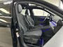 Volkswagen T-Roc 1.5 eTsi R-Line First Edition | Trekhaak | Pano | Black-style | Licht-pakket (IQ.Light)
