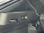 Volkswagen T-Roc 1.5 eTsi R-Line First Edition | Trekhaak | Pano | Black-style | Licht-pakket (IQ.Light)