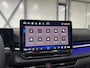 Volkswagen T-Roc 1.5 eTsi R-Line First Edition | Trekhaak | Pano | Black-style | Licht-pakket (IQ.Light)