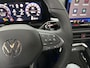 Volkswagen T-Roc 1.5 eTsi R-Line First Edition | Trekhaak | Pano | Black-style | Licht-pakket (IQ.Light)