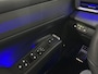 Volkswagen T-Roc 1.5 eTsi R-Line First Edition | Trekhaak | Pano | Black-style | Licht-pakket (IQ.Light)