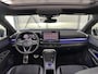 Volkswagen T-Roc 1.5 eTsi R-Line First Edition | Trekhaak | Pano | Black-style | Licht-pakket (IQ.Light)