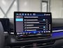 Volkswagen T-Roc 1.5 eTsi R-Line First Edition | Trekhaak | Pano | Black-style | Licht-pakket (IQ.Light)