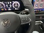 Volkswagen T-Roc 1.5 eTsi R-Line First Edition | Trekhaak | Pano | Black-style | Licht-pakket (IQ.Light)