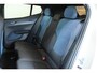 Volvo EX30 P5 Long Range Ultra Europa 69 kWh 36| 20" Lichtmetalen velgen | Harman Kardon Premium Audio | Stoelverwarming | Stuurwielverwarming | Google Infotainment | Panoramadak | 360° Parkeercamera | Parkeersensoren voor + achter