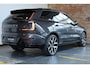 Volvo EX90 Twin Motor Ultra 7p. 106 kWh | Elektrochromatisch panoramadak | Bowers & Wilkins Premium Audio | Luchtvering en automatische niveauregeling | 22" 5-Y Spaaks Glossy Black Diamond Cut velgen | Nappaleer met ventilatie | Parkeersensoren voor + achter | Pilot Assist | 360° Parkeercamera