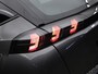 Peugeot 2008 1.2 PureTech 100 Sport (APPLE CARPLAY,NAVI,CAMERA,STOELVERWARMING,CLIMATE,CRUISE,LED,SPORTSTOELEN,NETTE STAAT)
