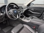 BMW 3-Serie Touring 330e eDrive Edition | Panorama | Trekhaak | Sportst | 1e Eig | Parking Pack | 100% Dealeroh