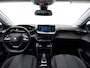 Peugeot 208 1.2 PureTech Allure 100pk (APPLE CARPLAY,LED,DIGITAAL DISPLAY,KEYLESS,CLIMATE,CRUISE,PARKEERSENSOREN,TOPCONDITIE)