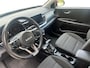 Kia Stonic 1.0i Turbo DynamicLine Automaat | Two-tone lak | Apple Carplay / Android Auto | Airco | Elektrische ramen | Camera | Parkeersensoren | Lichtmetalen velgen |