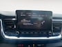 Kia Stonic 1.0i Turbo DynamicLine Automaat | Two-tone lak | Apple Carplay / Android Auto | Airco | Elektrische ramen | Camera | Parkeersensoren | Lichtmetalen velgen |