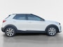 Kia Stonic 1.0i Turbo DynamicLine Automaat | Two-tone lak | Apple Carplay / Android Auto | Airco | Elektrische ramen | Camera | Parkeersensoren | Lichtmetalen velgen |