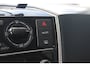 Volkswagen Up! 1.0 | Airco | Cruise Control | Lane Assist | 5-deurs | Camera | DAB | Elektrische ramen | Bluetooth | Lichtmetaal