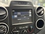 Peugeot Partner Première 1.6 BlueHDi 100PK L1 ETG5 Automaat Navigatie, Parkeersensoren, Trekhaak, Elektrische Ramen, Apple Carplay