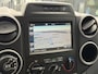Peugeot Partner Première 1.6 BlueHDi 100PK L1 ETG5 Automaat Navigatie, Parkeersensoren, Trekhaak, Elektrische Ramen, Apple Carplay