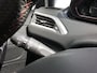 Peugeot 2008 1.2 PureTech 110pk GT-Line | Navi | BT | AppleCarplay & AndroidAuto|Camera achter|Panoramadak|Parkeersensoren achter|Cruise&Climate control | ISO-fix