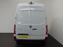 Mercedes-Benz Sprinter 315 L2H2 Airco MBUX Navigatie Adaptive Cruise Control Leder PDC VA + Camera Trekhaak 3500kg Comfortstoel