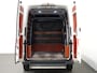 Volkswagen Crafter 177pk Automaat L3H3 / L2H2 Airco Cruise control Navigatie Camera Apple Carplay Sidebars