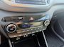 Hyundai Tucson 1.6 T-GDi Premium 4WD LEDER | KEYLESS ENTRY/G | AUTOMAAT | AWD | CAMERA | ELEKTRISCH VERSTELBARE STOELEN | STOELVERWARMING | STUURVERWARMING | STUURKOELING | PANORAMADAK | NAVIGATIE | LED | XENON KOPLAMPEN | APPLE CARPLAY / ANDROID AUTO | CRUISECONTROL |