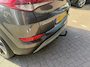 Hyundai Tucson 1.6 T-GDi Premium 4WD LEDER | KEYLESS ENTRY/G | AUTOMAAT | AWD | CAMERA | ELEKTRISCH VERSTELBARE STOELEN | STOELVERWARMING | STUURVERWARMING | STUURKOELING | PANORAMADAK | NAVIGATIE | LED | XENON KOPLAMPEN | APPLE CARPLAY / ANDROID AUTO | CRUISECONTROL |